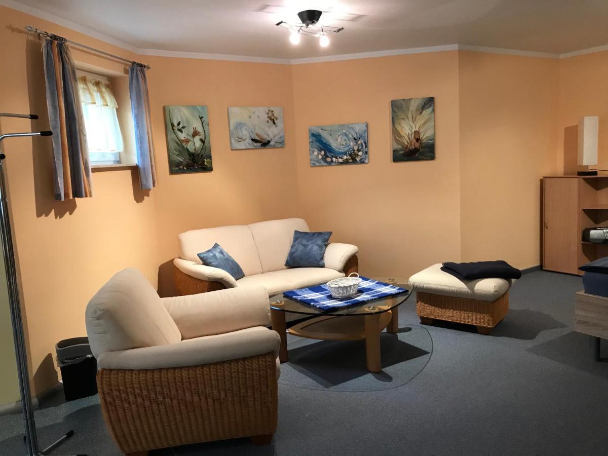 Ferienwohnung Storchenwiese In Nuthetal Ot Saarmund ภายนอก รูปภาพ