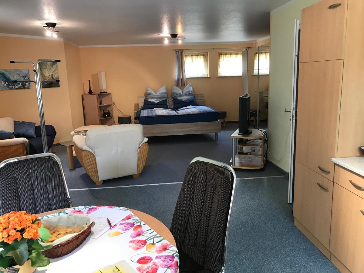 Ferienwohnung Storchenwiese In Nuthetal Ot Saarmund ภายนอก รูปภาพ